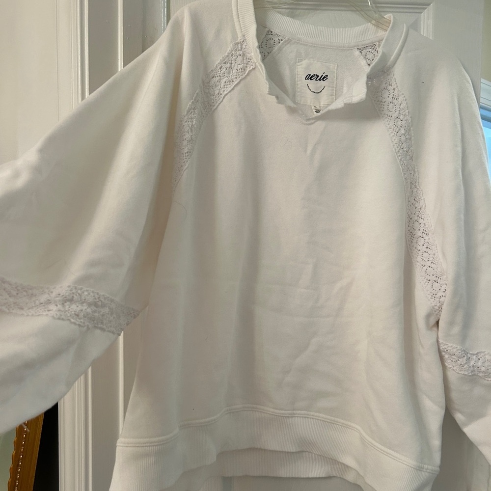 Aerie Women's White Lace-Trimmed Sweatshirt XL